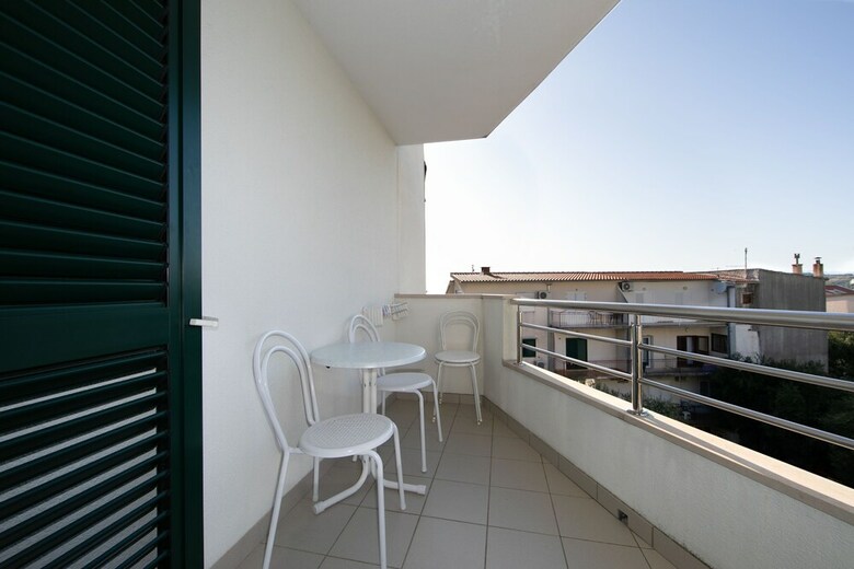 Apartments Biser