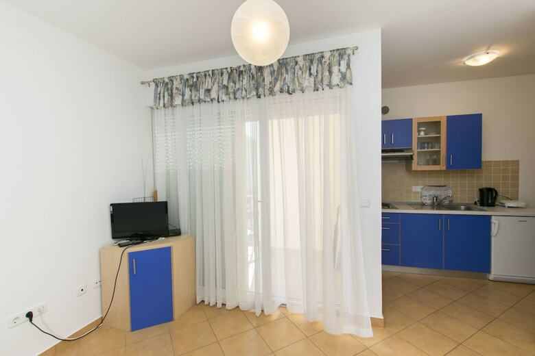 Apartment More