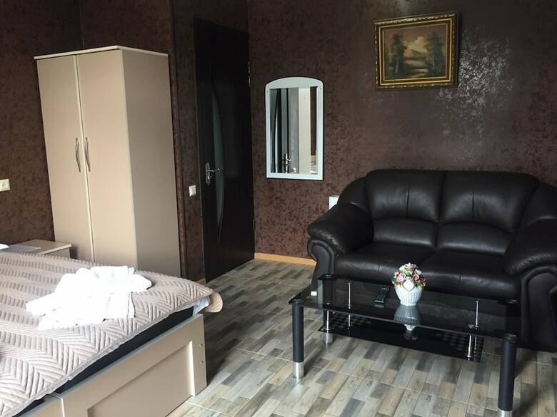Hotel City
