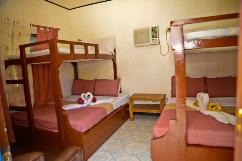 Hotel Heart Of D' Ocean Beach Resort