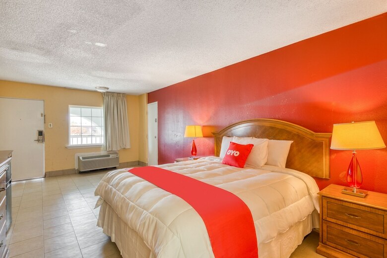 Oyo Hotel Jackson Fairgrounds I-55