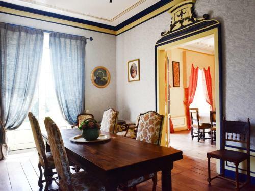 Hostal Ch�teau De Saint-antoine