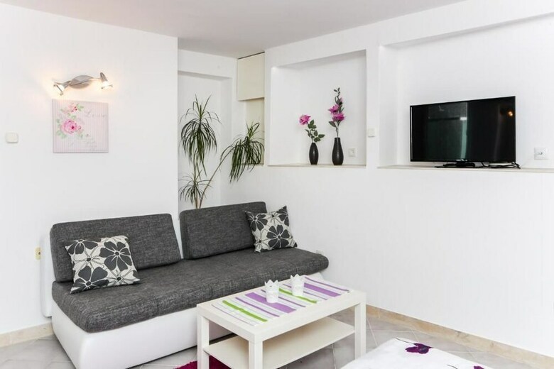 Apartments Nada
