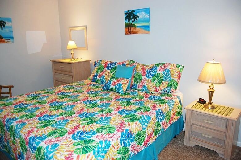 Island Sunrise 568 - Two Bedroom Condo
