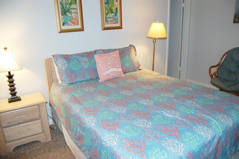 Island Sunrise 568 - Two Bedroom Condo