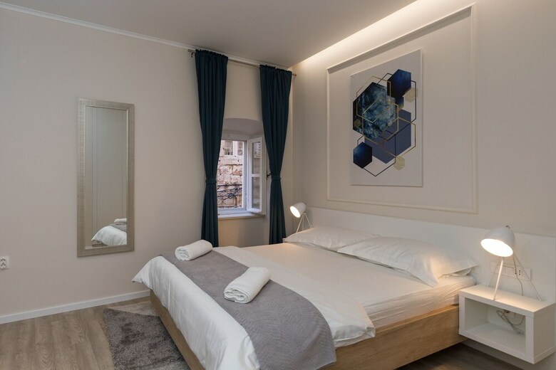 Apartments Urbis
