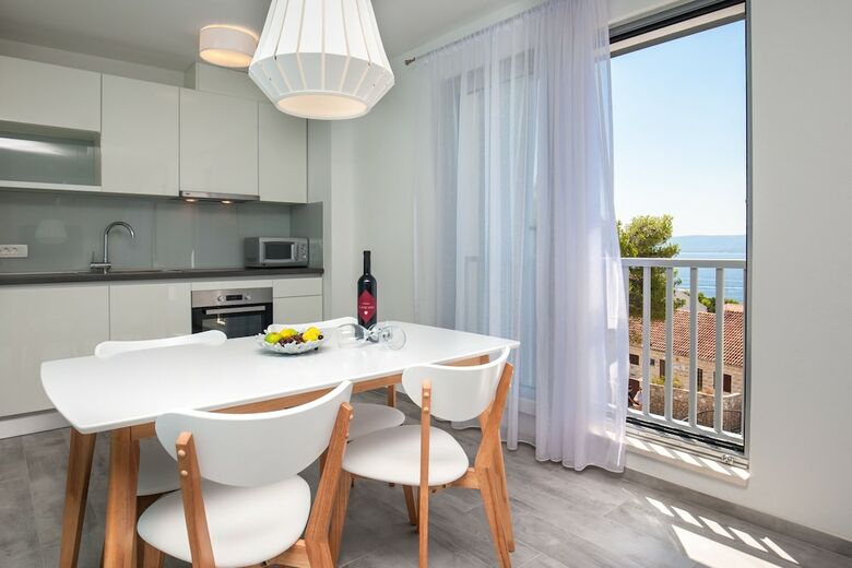 Apartments Dva Galeba