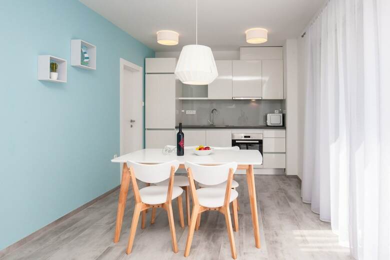 Apartments Dva Galeba