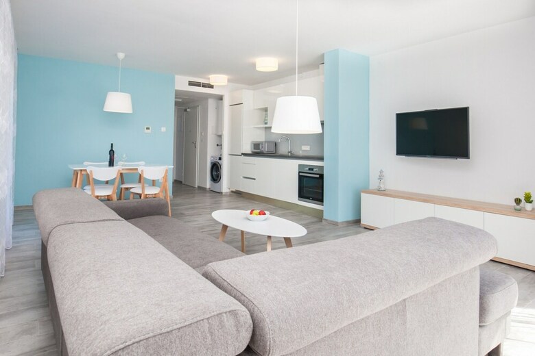 Apartments Dva Galeba