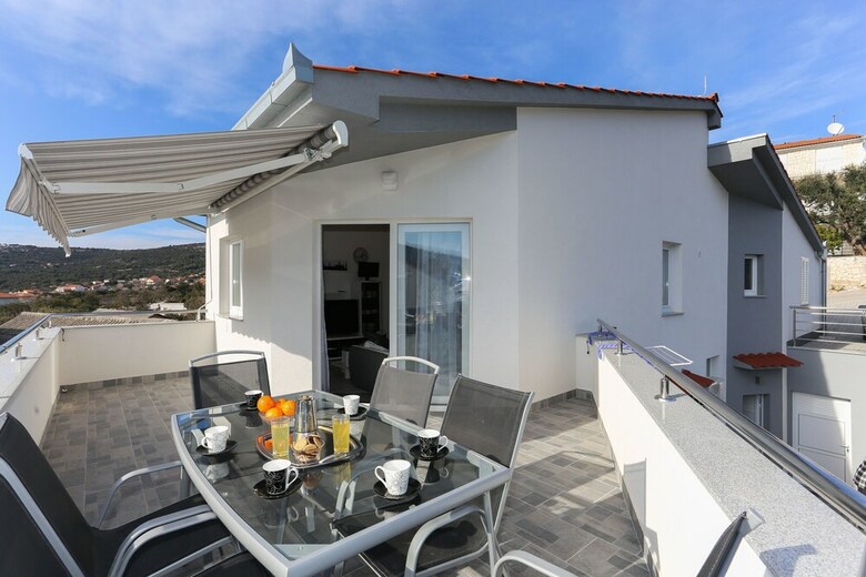 House Ivica