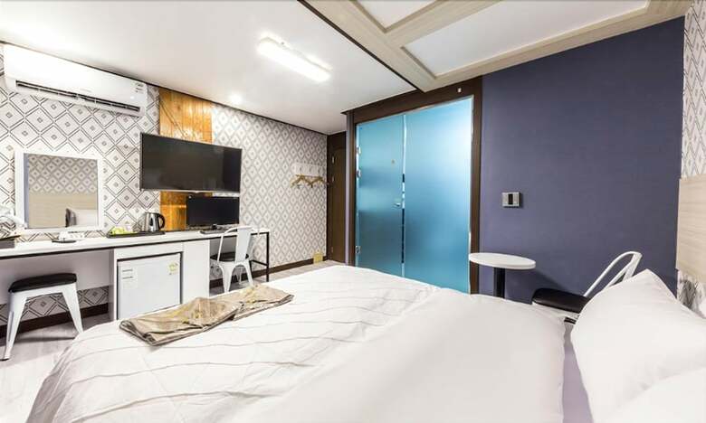 Shincheon Ramon Hotel