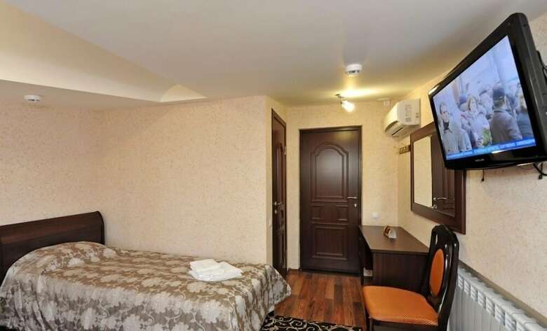 Frant Hotel