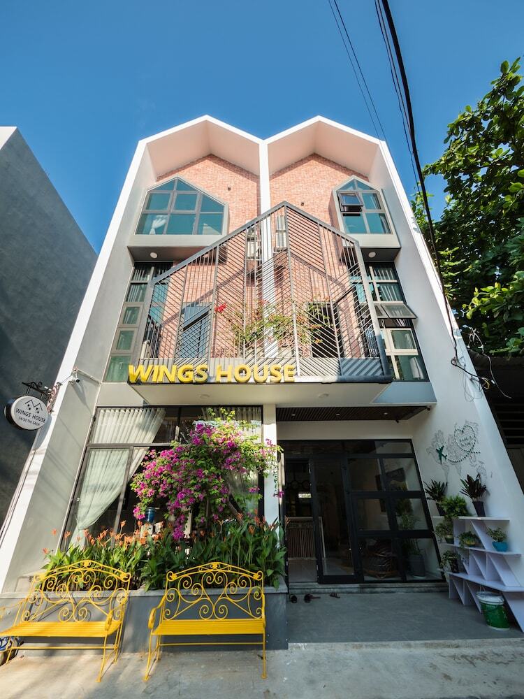 Hostal Wings House - Hostel