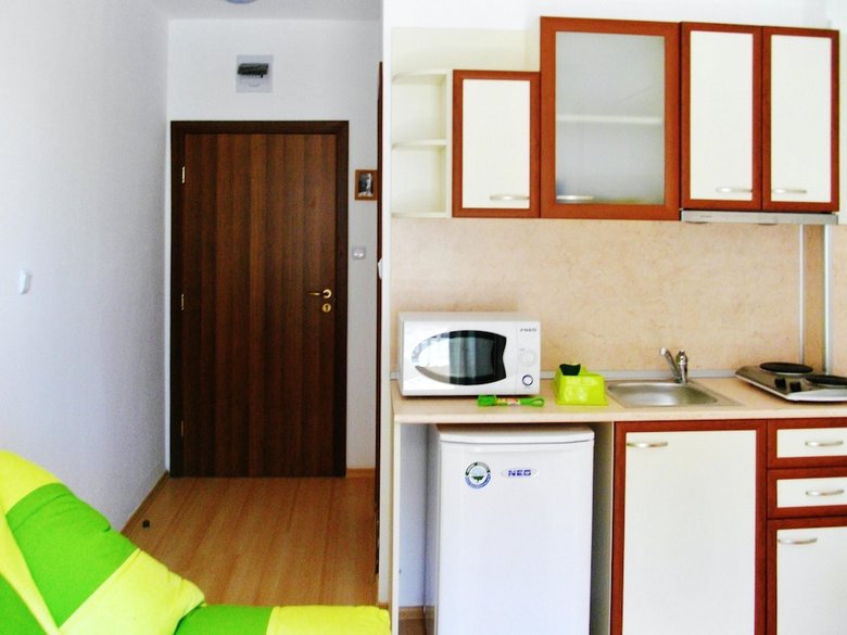 Apartamentos Studio In Tankovo, With Pool Access - 3 Km From The Beach