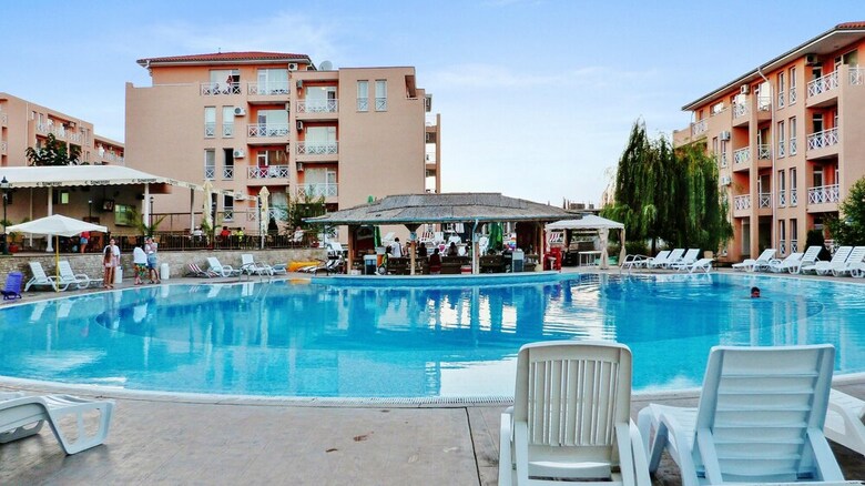 Apartamentos Studio In Tankovo, With Pool Access - 3 Km From The Beach