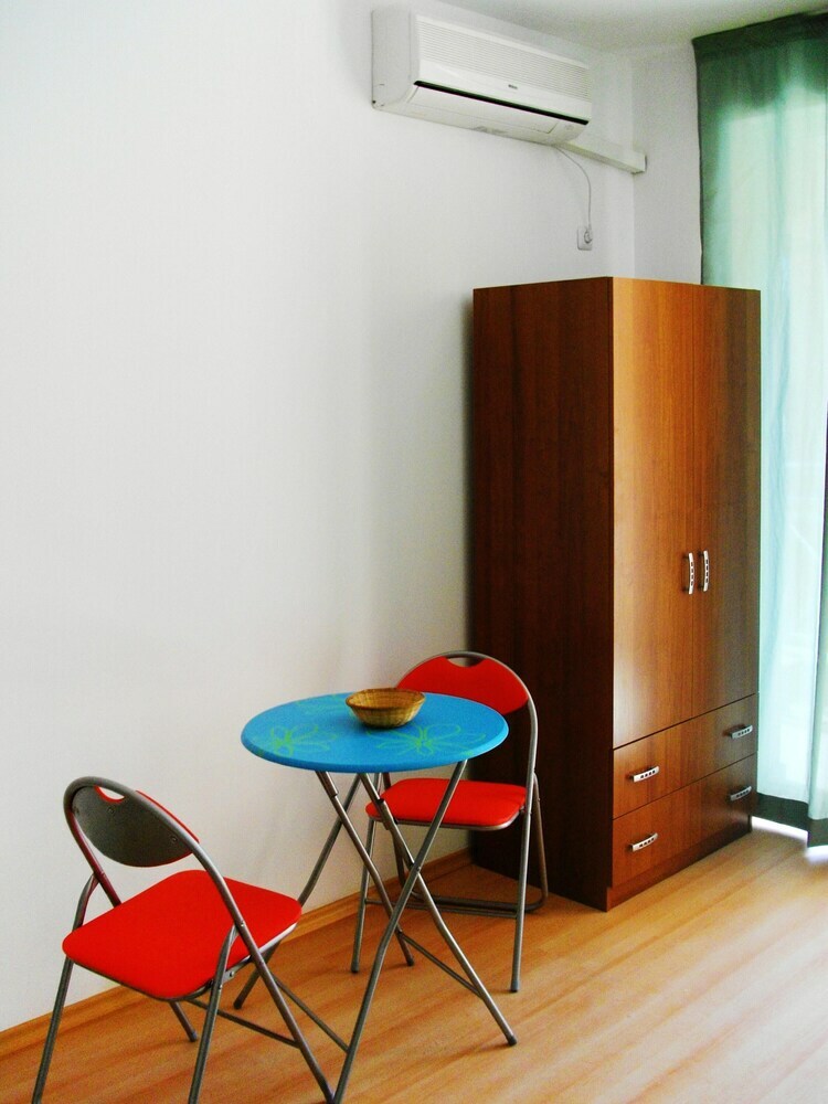 Apartamentos Studio In Tankovo, With Pool Access - 3 Km From The Beach