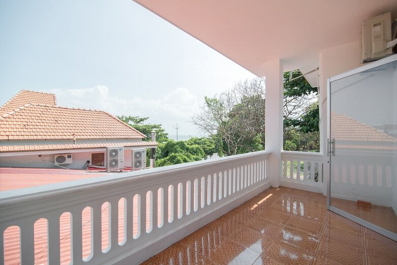 Hotel Reddoorz Plus Near Bai Truoc