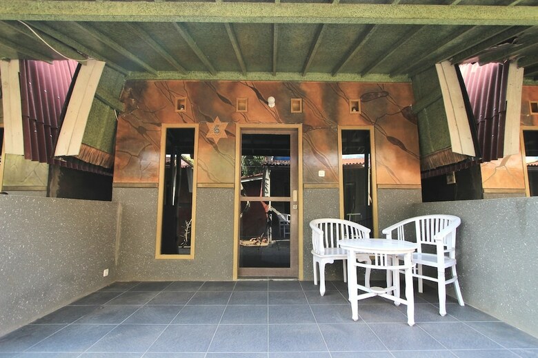 Hotel Oyo 1116 Bale Gili Bungalow