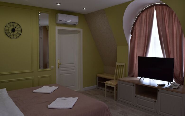 Hotel Symphony