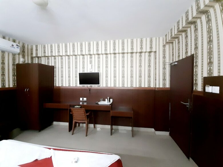 Mysore Mayflower Hotel