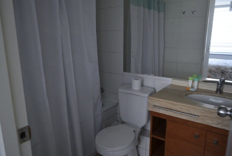 Apartamentos 445 Obispo Hipolito Salas
