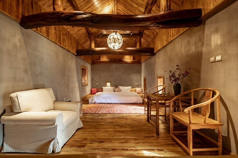 Hotel No. 5 Valley Hebi