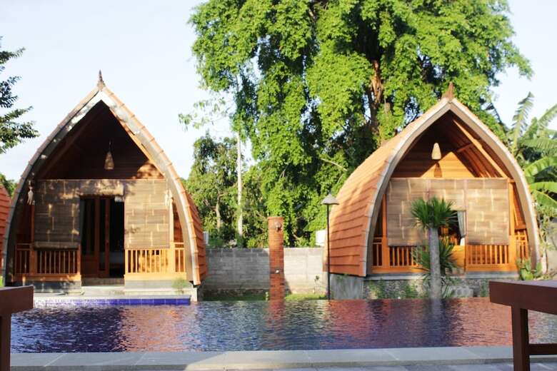 Bed & Breakfast Kubu Padi Wooden House
