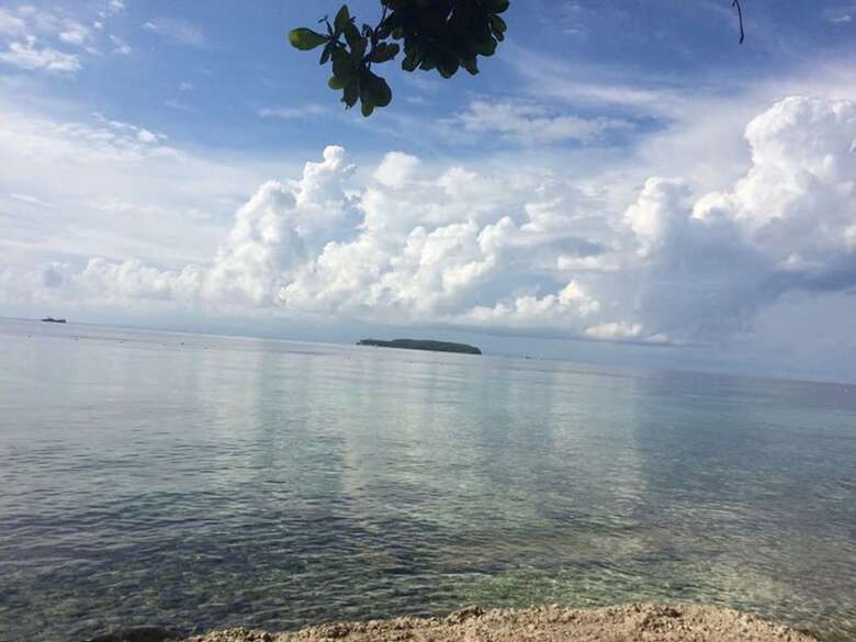 Hotel Island Front / Bangcogon Resort And Restaurant