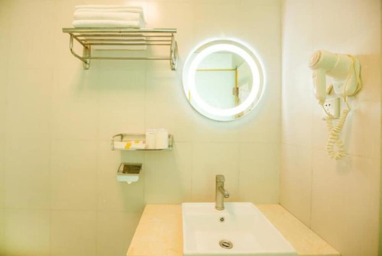 Yimi Hotel Donghu Metro Station Branch