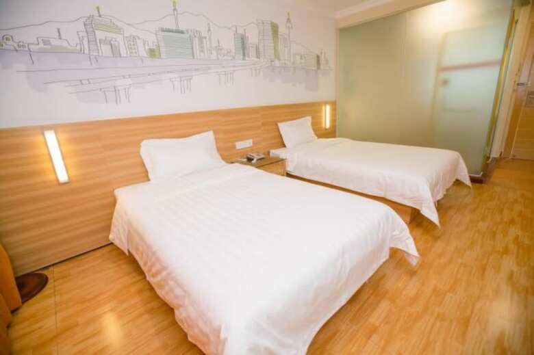 Yimi Hotel Donghu Metro Station Branch