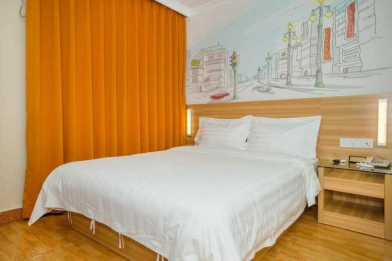 Yimi Hotel Donghu Metro Station Branch