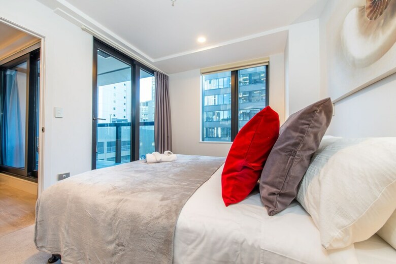Jht - 2 Brm Apartment Level 5, Opposite To Skytower
