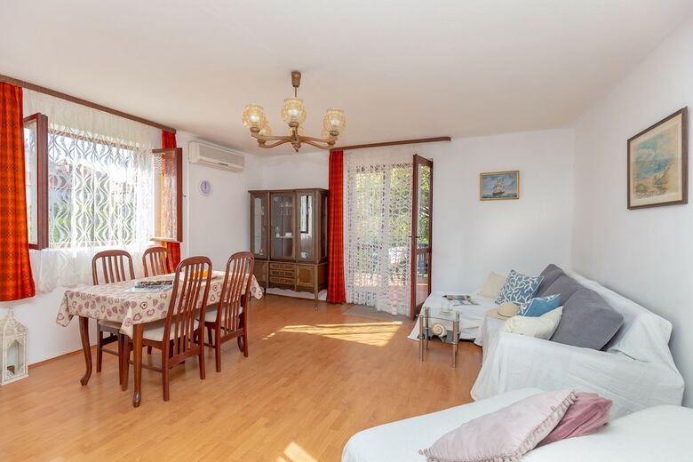 Apartment Gemma