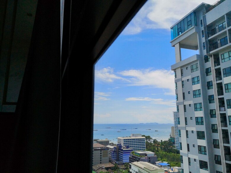 The Base Pattaya By Smart Delight