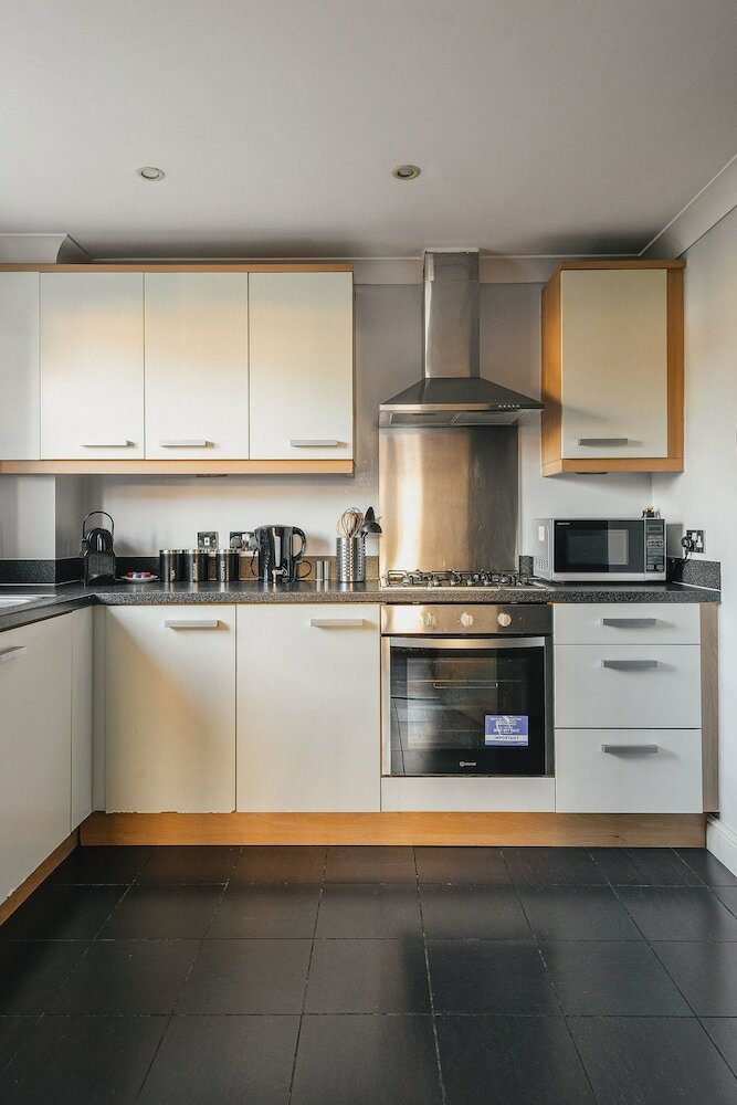 Business Park Apartments (Peymans)