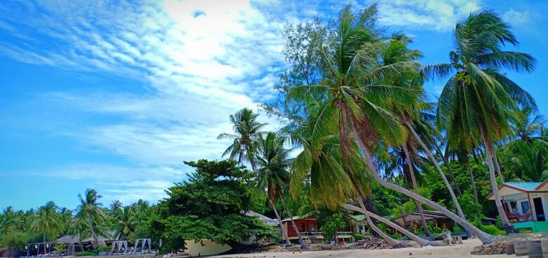 Hotel One More Night Beach