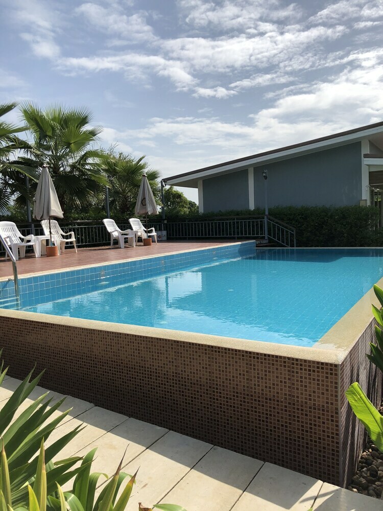 Hotel Milin Villa Resort Kanchanaburi
