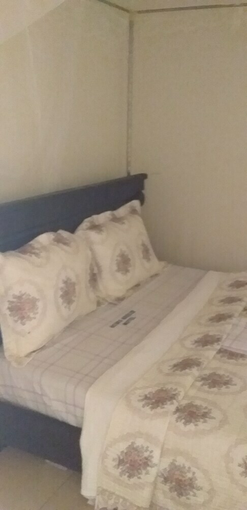 Hoima Breeze Hotel