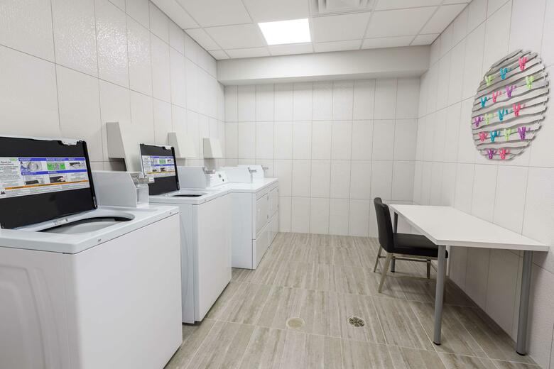 Hotel Executive Residency By Best Western Calgary City View North