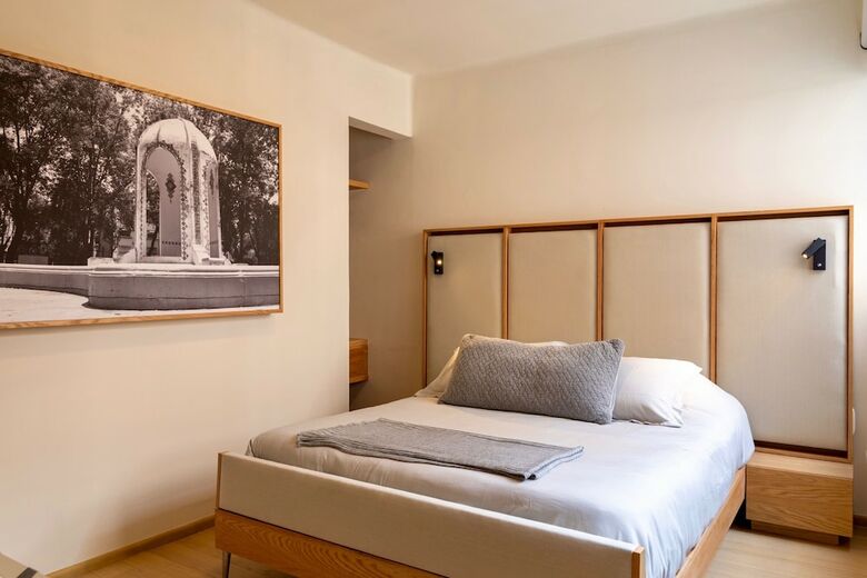 Mi Zona Lodging Wtc