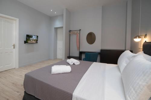 Hotel Plaka Arch Suites