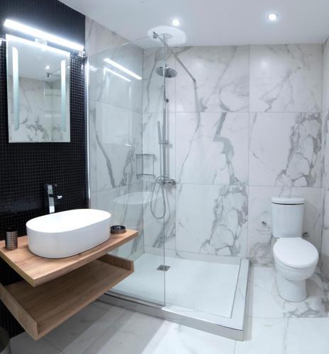 Hotel Plaka Arch Suites