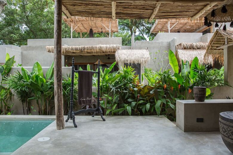 Hotel Karma Resort