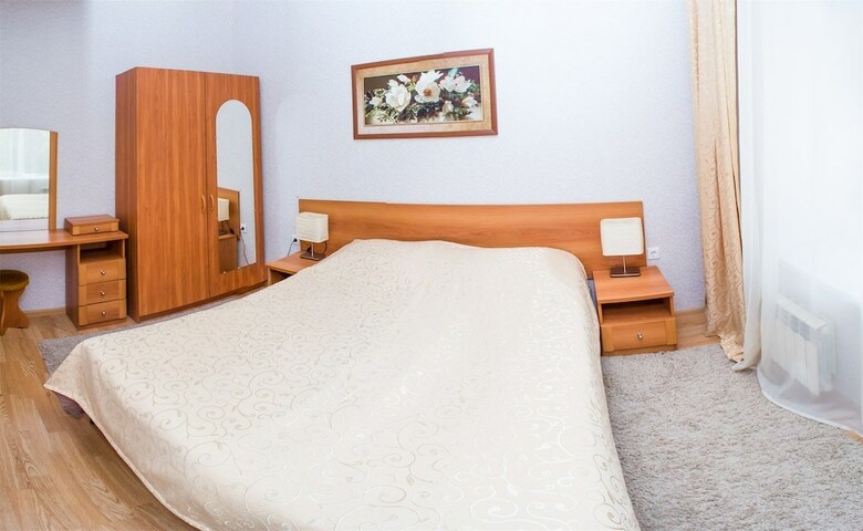 Garden Hills Hotel