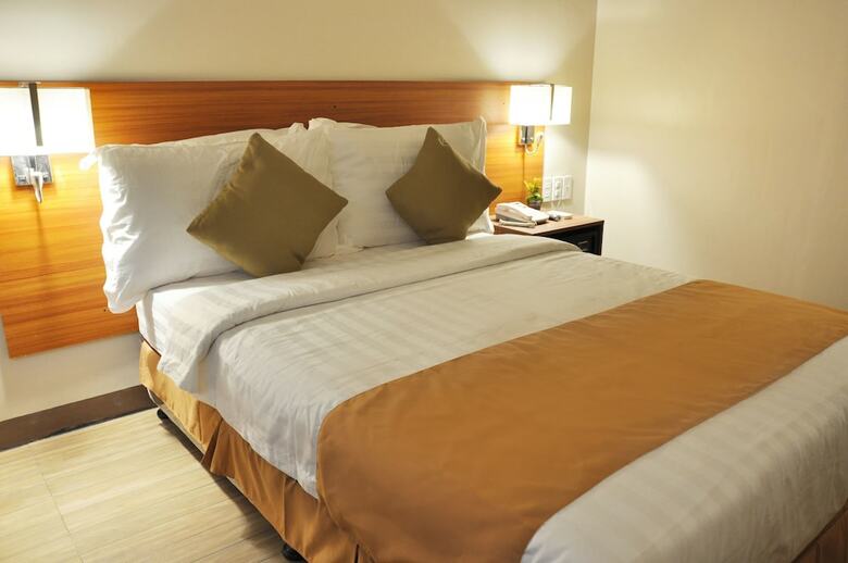 Hotel Baypark Inn