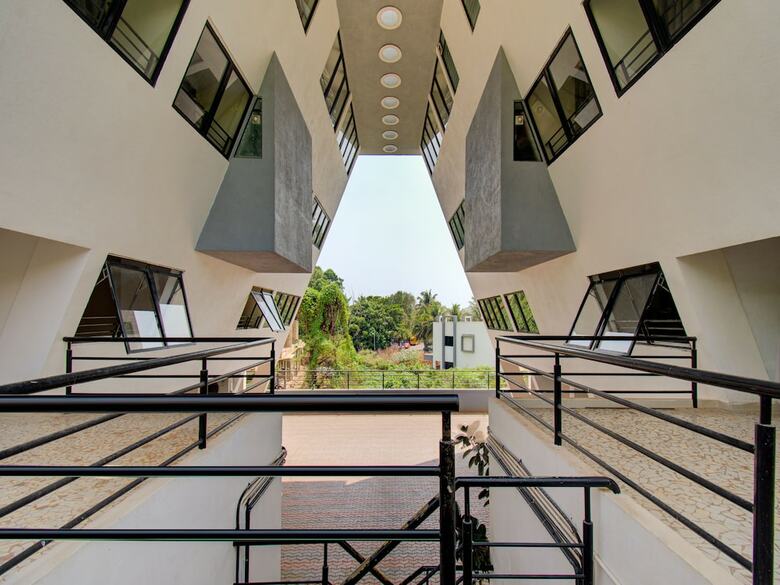 Hotel Capital O 37677 Xec Residency