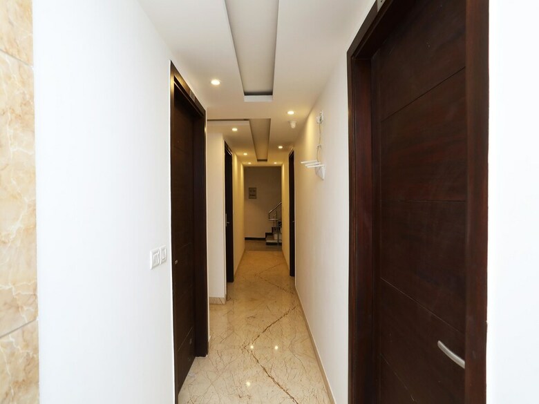 Hotel Capital O 40964 Urban Delux