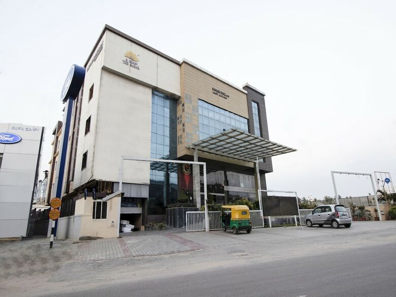 Hotel Collection O 40631 The Sahar Pavilion