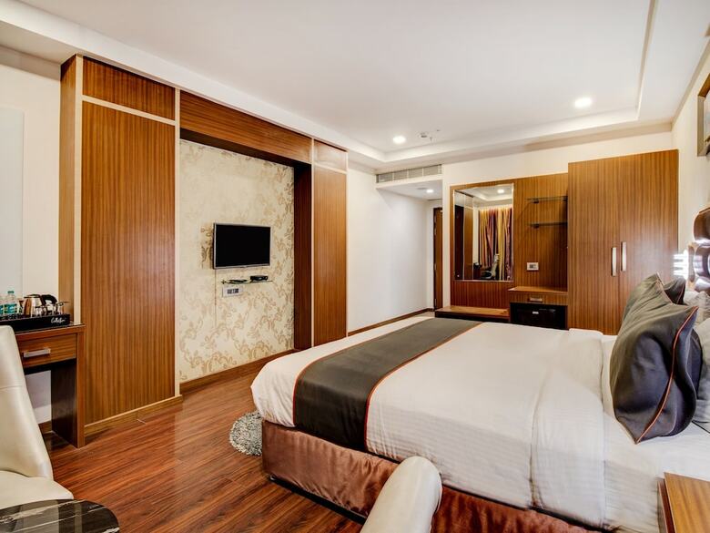 Hotel Collection O 40631 The Sahar Pavilion