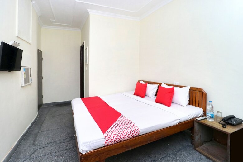 Hotel Oyo 29193 Amrit Guest House